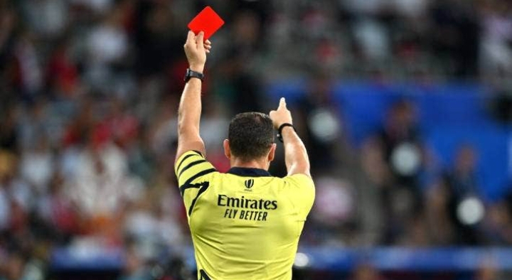 Boot-to-face red card and ball-to-head try in the 2023 Rugby World Cup.