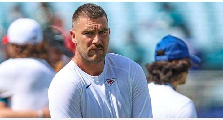 Kansas City Chiefs’ coach sends Travis Kelce a discipline message in the midst of their romance with Taylor Swift.