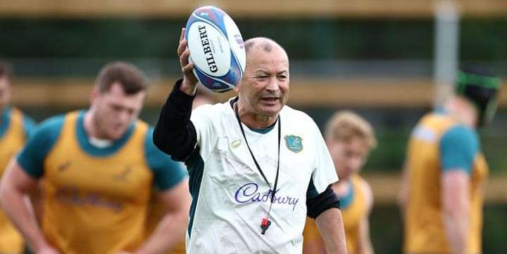 On the eve of the Rugby World Cup, Eddie Jones allegedly conducted a covert job interview with competitors of Australia.
