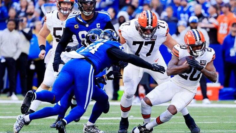 Colts react to controversial penalties vs. Browns