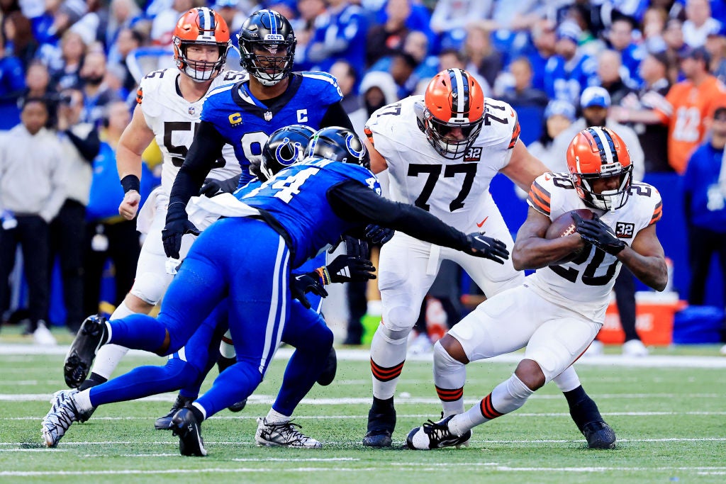 Colts react to controversial penalties vs. Browns