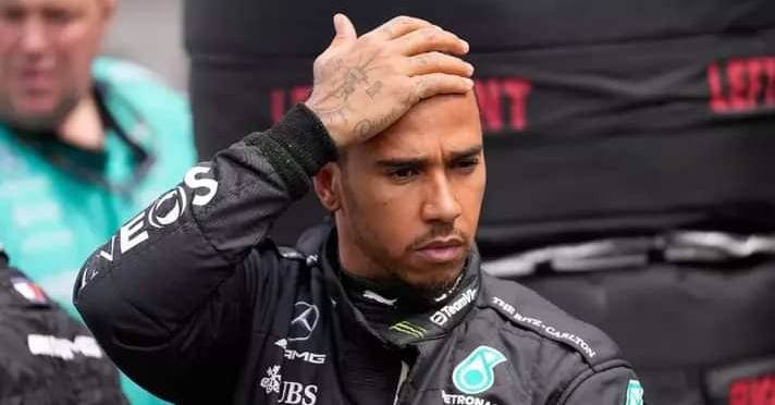 Mercedes and Lewis Hamilton have issued a warning as an F1 competitor targets the British driver’s back.