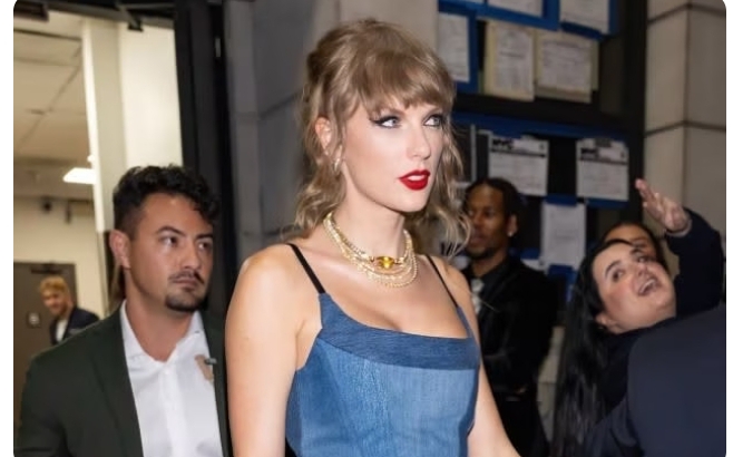 Taylor Swift Misses Chiefs-Vikings Game, Travis Kelce Sustains Apparent Ankle Injury