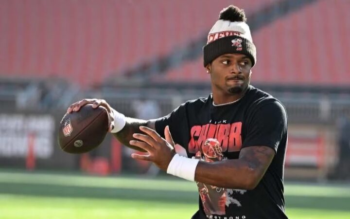 Report: Deshaun Watson Day-to-Day With Rotator Cuff Injury Ahead of Browns vs. 49ers