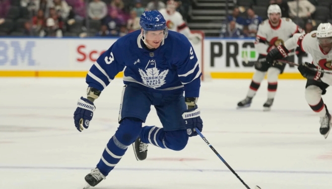 Klingberg or Rielly: Maple Leafs’ Defense Trade Deadline Dilemma