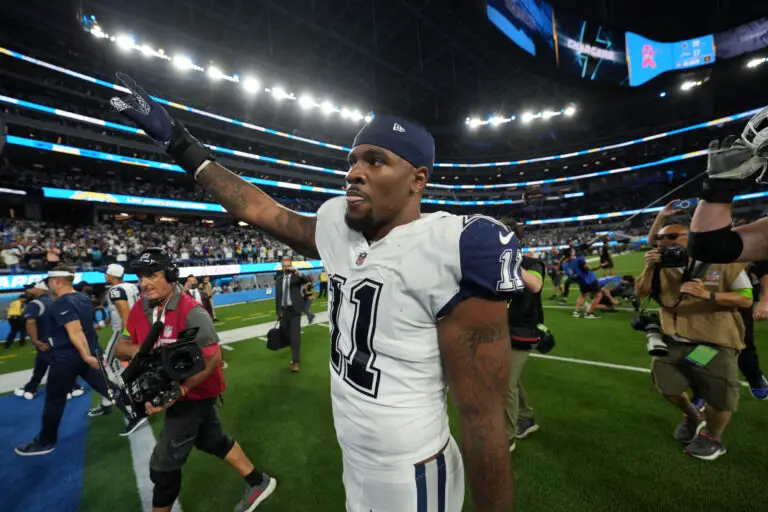 Dallas Cowboys Micah Parsons Slams Media Over Trashing Dak Prescott