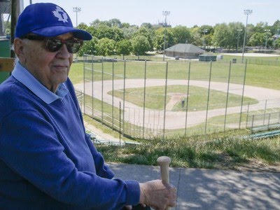 Toronto Maple Leafs baseball club sold for estimated $1 million to son of ex-Blue Jays president