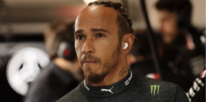 Lewis Hamilton ‘threw some serious shade’ in his post-race interview at the Las Vegas GP.