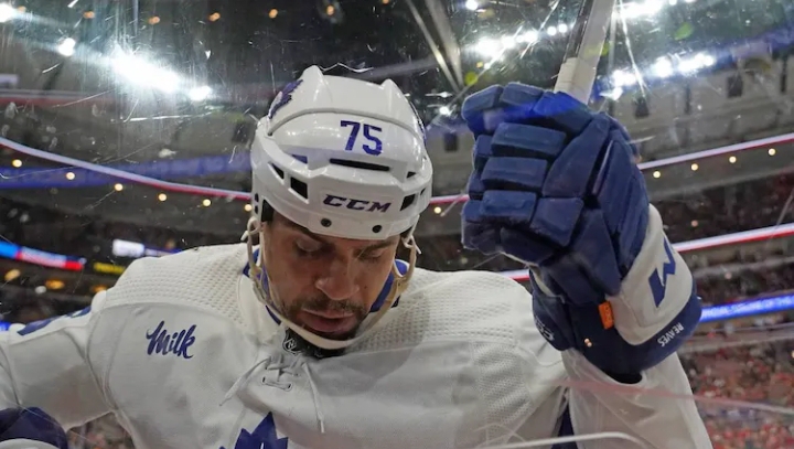 Injury update on toronto Maple Leafs forward Ryan Reaves after leaving game with lower-body injury