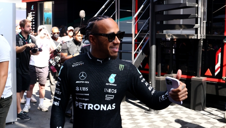 Hamilton issues Red Bull warning with exciting Mercedes 2024 F1 car update