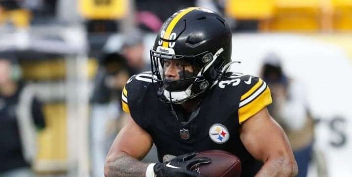 Steelers’ Jaylen Warren BLAST’ George Pickens for Failing