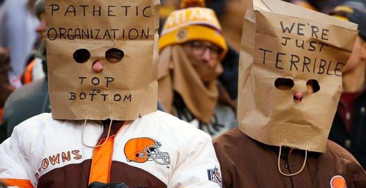 Browns fans manage to make the Jets game about the Steelers
