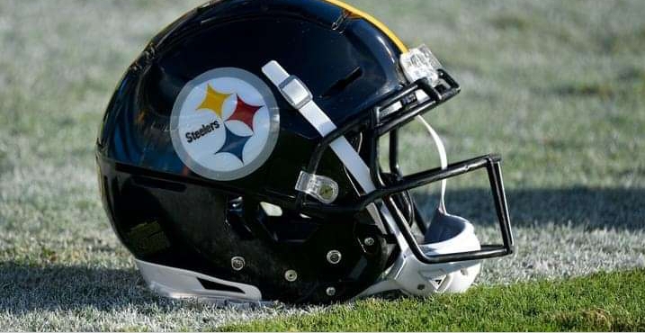 Long-Time Division Rival Teases Potential Move To Steelers