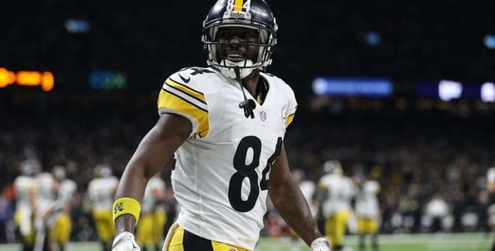 Antonio Brown Chimes in on Steelers’ Quarterback Situation