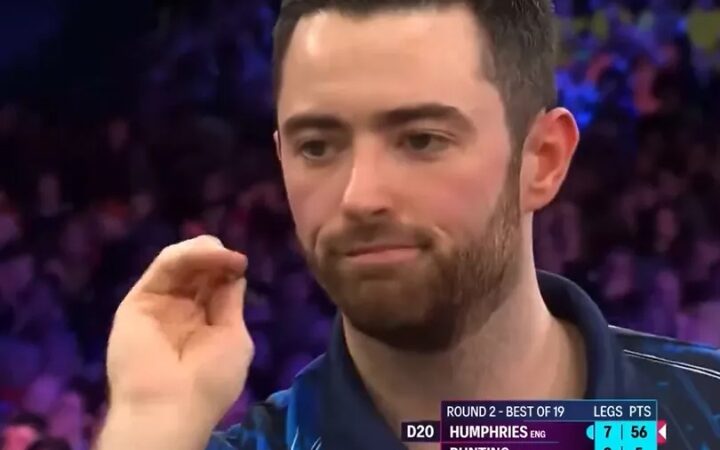 Luke Humphries has dart disqualified by ‘great refereeing’ during Masters Darts