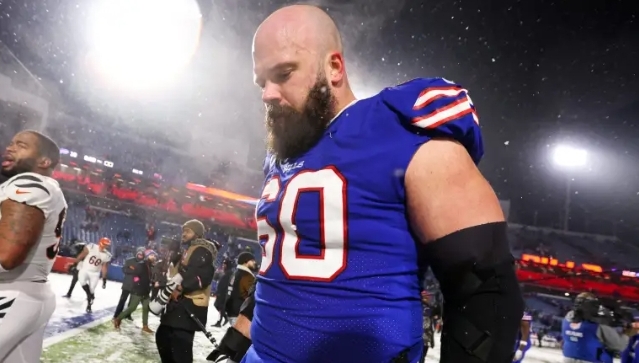 A former Buffalo Bills team captain discloses “difficulty” during departure from the Buffalo