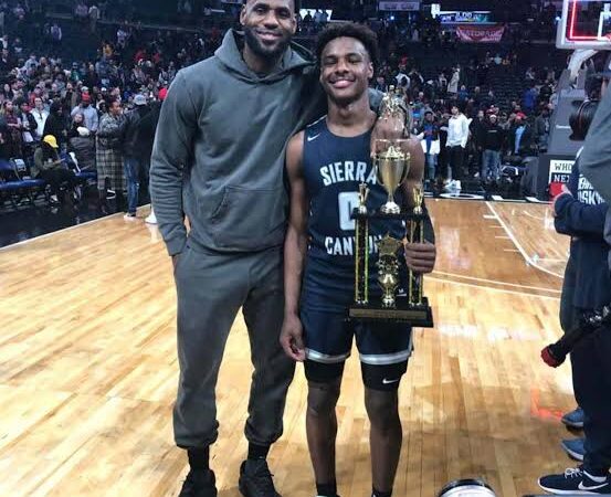 LeBron James Furious with NBA Legends Over Hatred for His Son: “I Will Say It a Million Times, Bronny Has Earned His Draft Spot”. READ MORE 👇👇