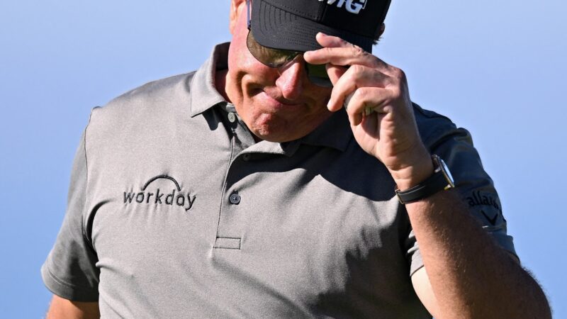 BREAKING NEWS: Now official as Phil Mickelson  Retires from Golf after sudden development