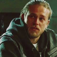 Charlie Hunnam Makes Disheartening Announcement: Fans React to the Surprising News